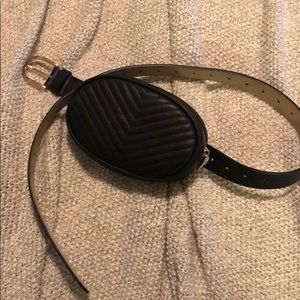Steve madden belt bag
